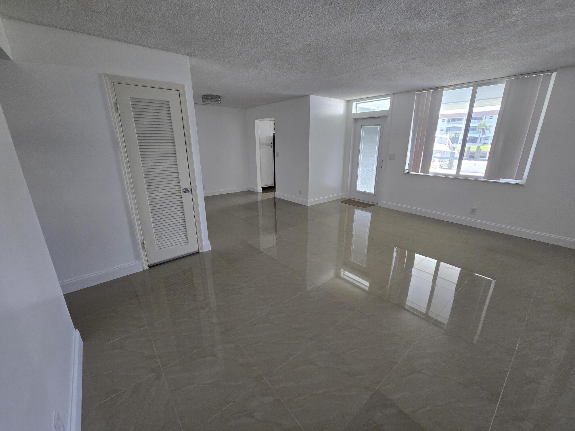 PARADISE VILLAS CONDO - Residential