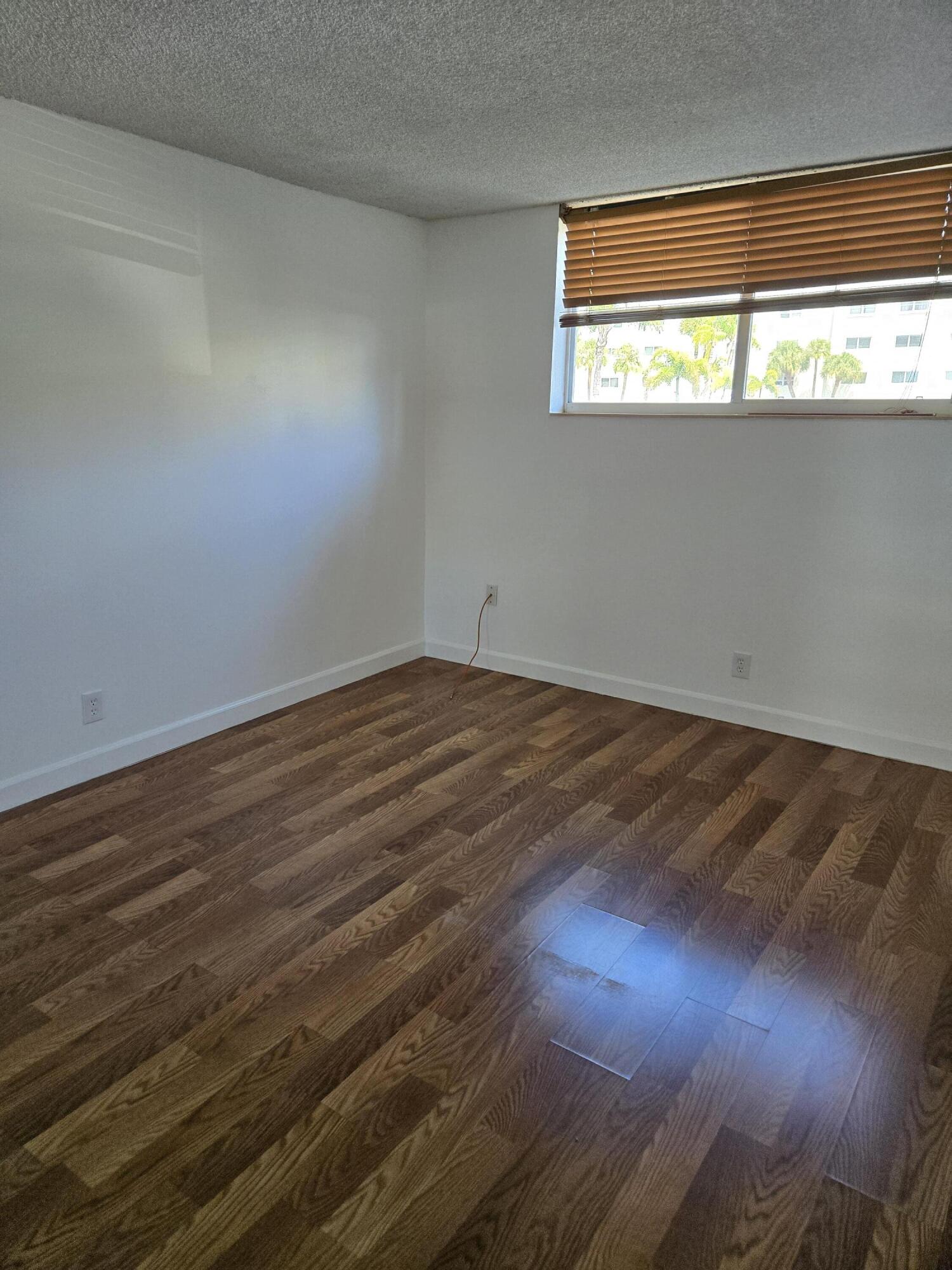 PARADISE VILLAS CONDO - Residential