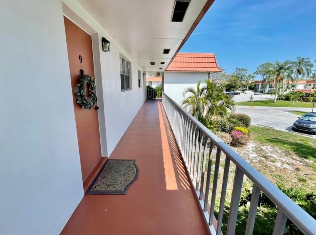 Photo of 2600 SE Ocean Boulevard #E-11, Stuart, FL 34996 (MLS # R10991972)