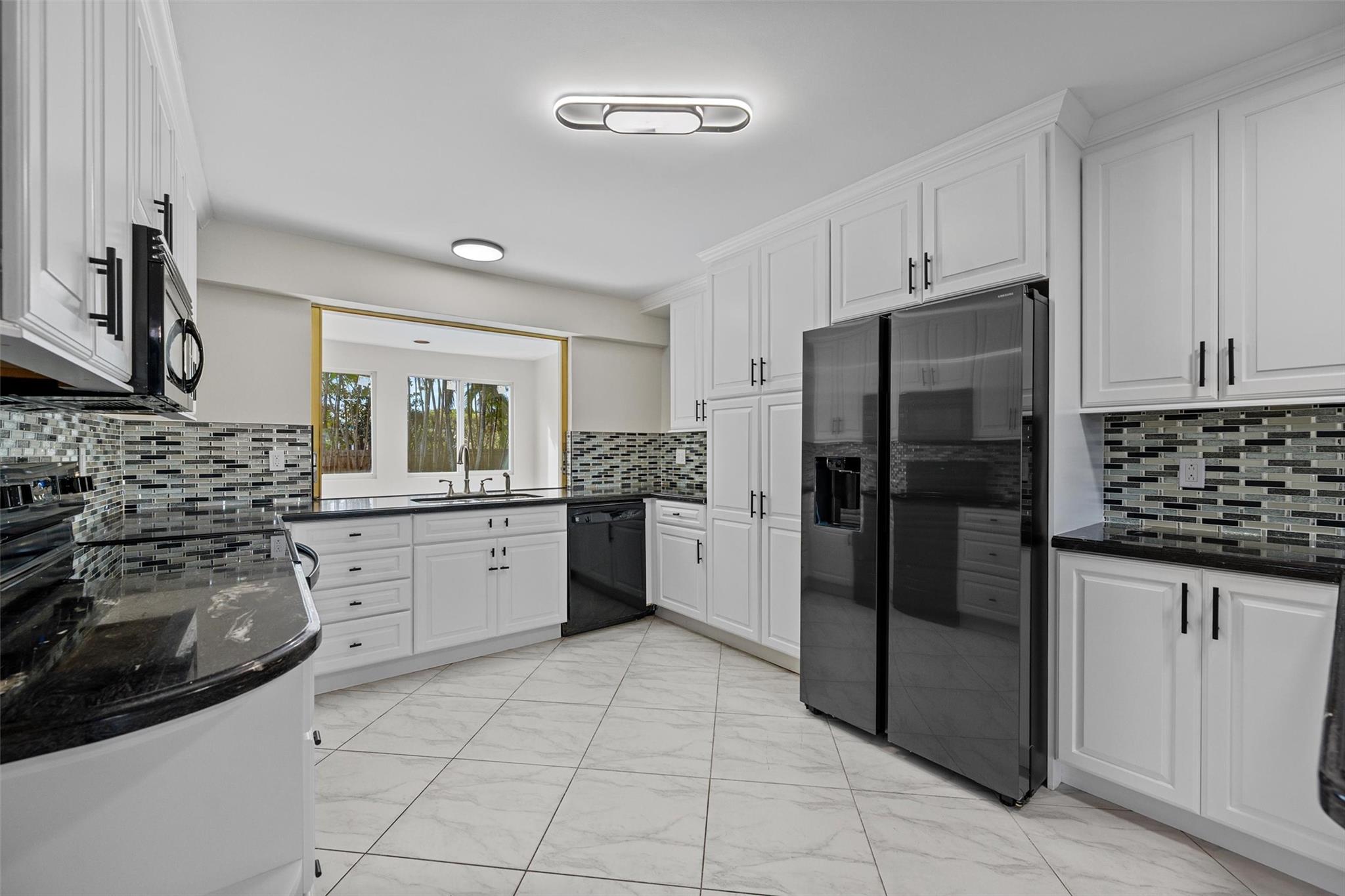 Hollywood Hills Second Ad - Residential