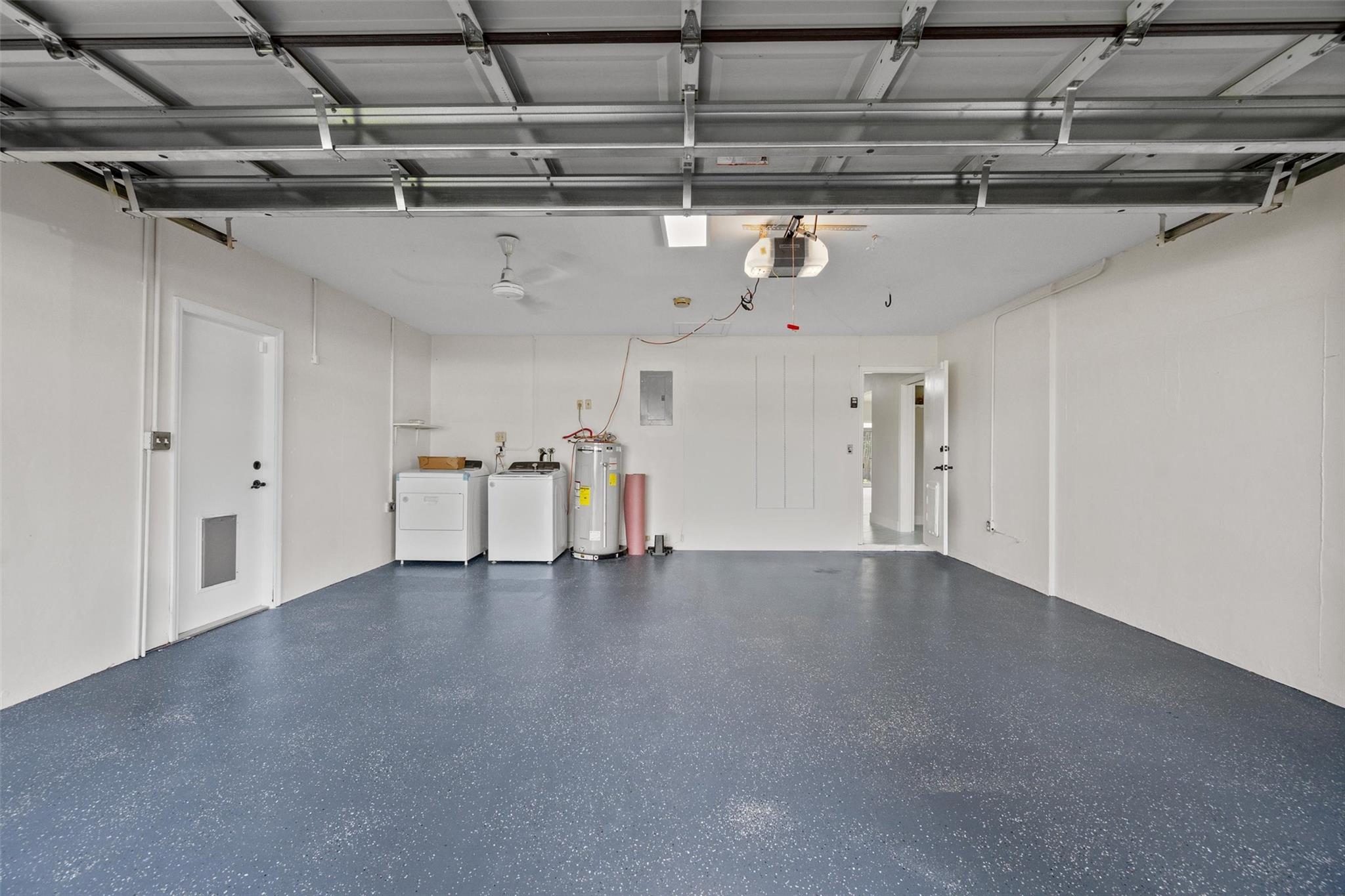 Hollywood Hills Second Ad - Residential