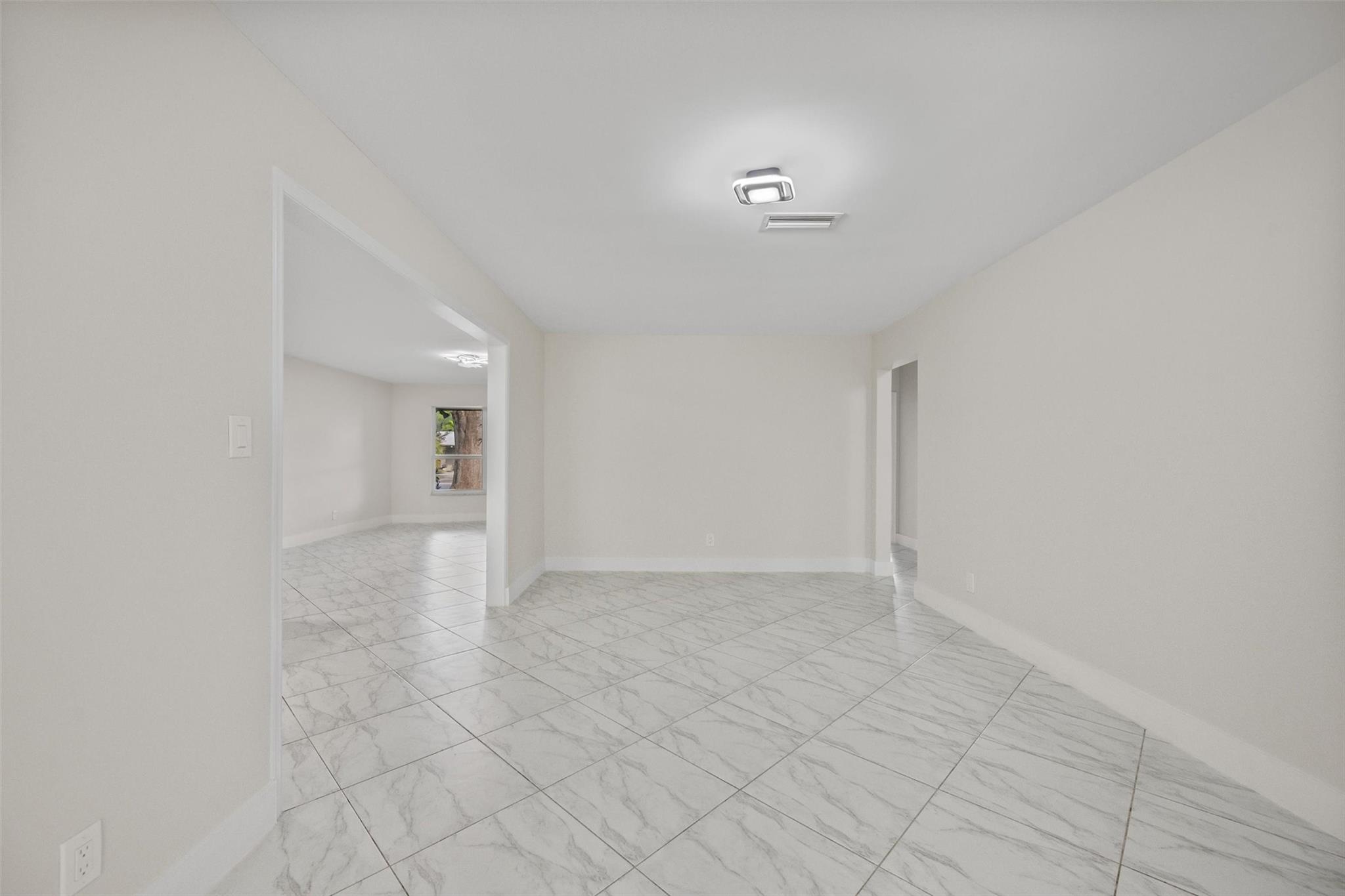 Hollywood Hills Second Ad - Residential