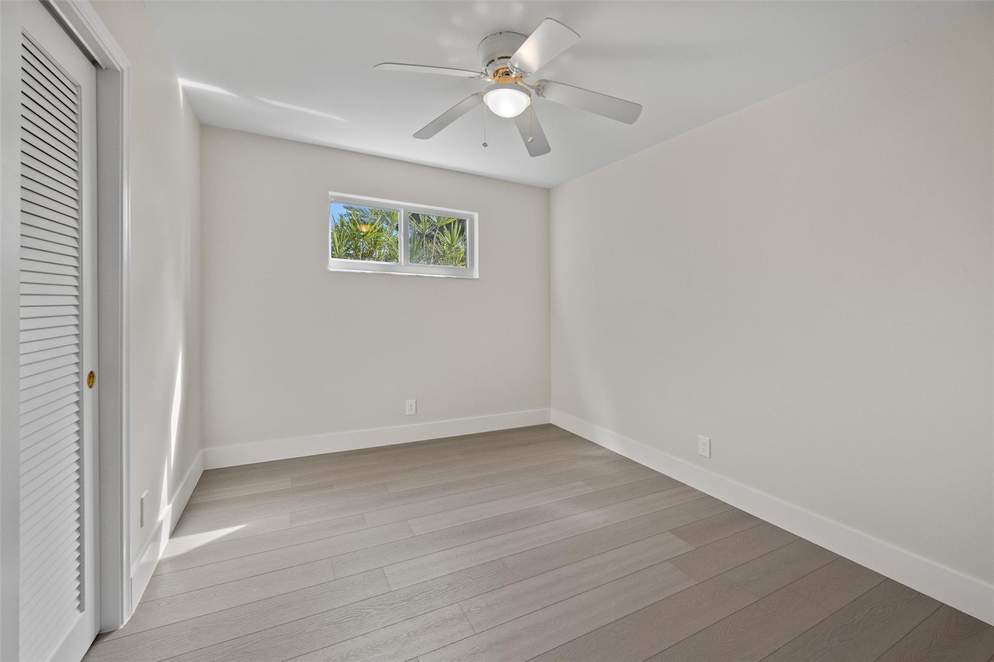 Hollywood Hills Second Ad - Residential