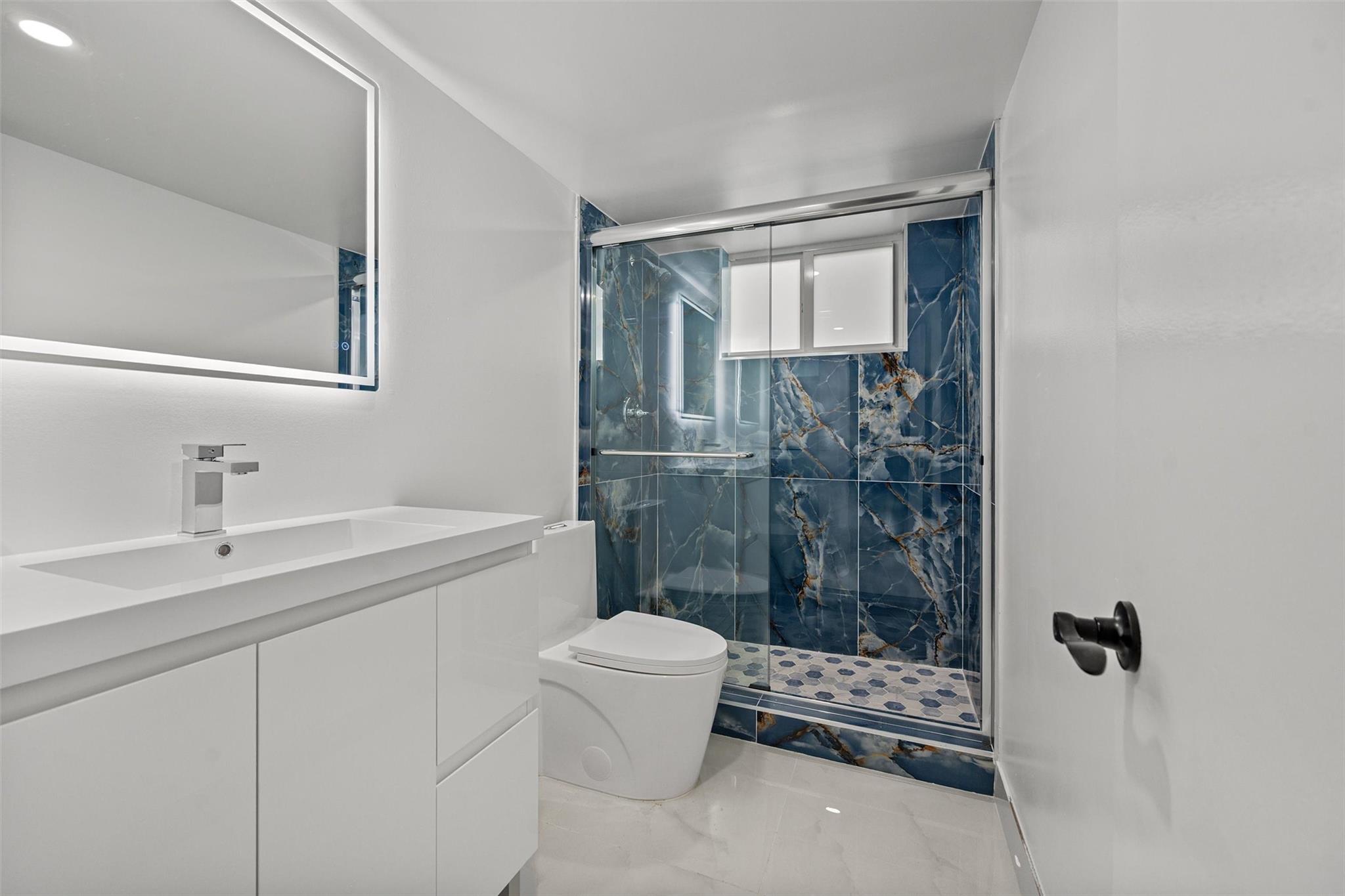 Hollywood Hills Second Ad - Residential