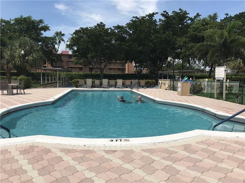 ORIOLE GARDENS THREE - Residential