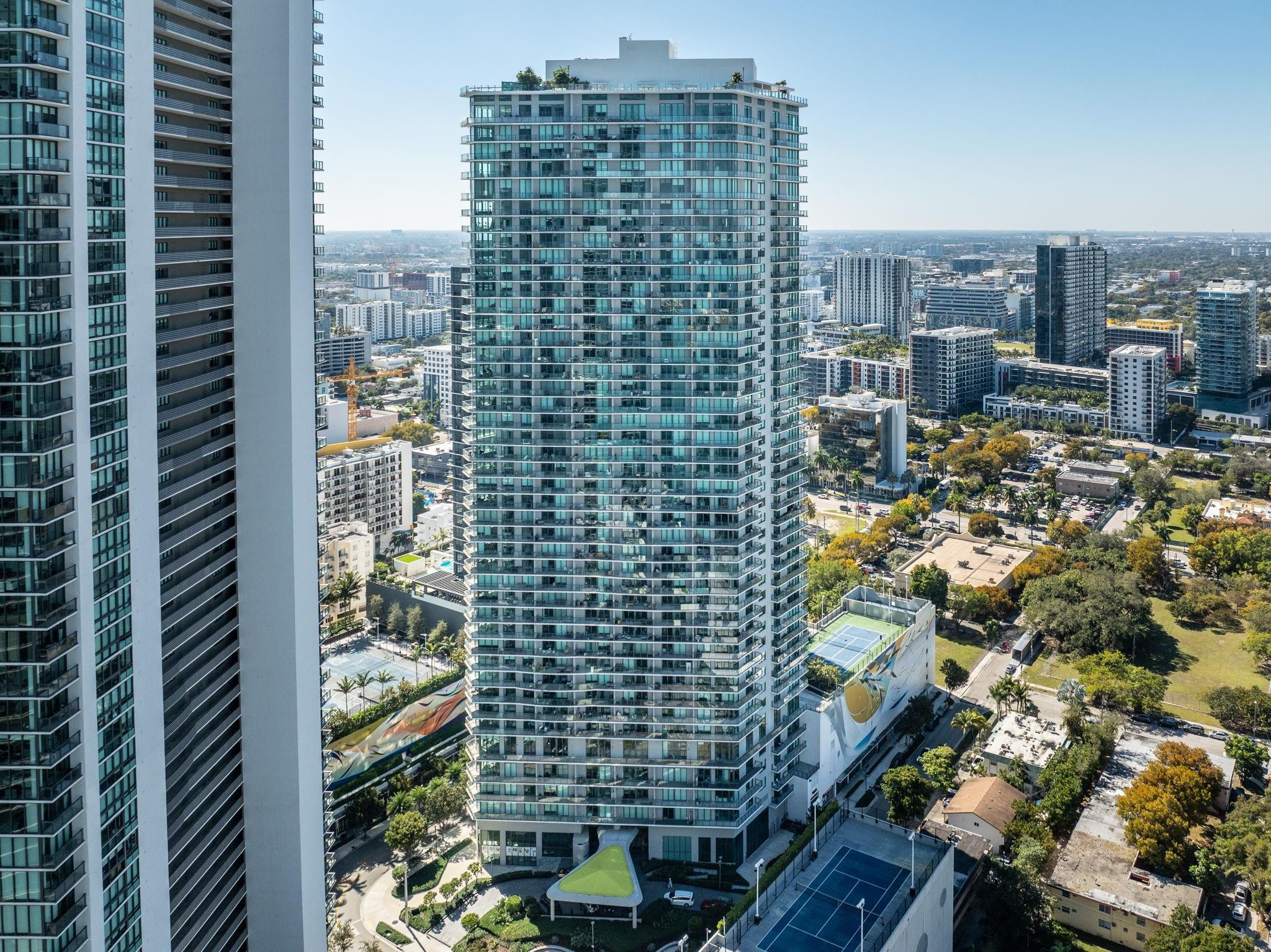 PARAISO BAYVIEWS CONDO - Residential Lease