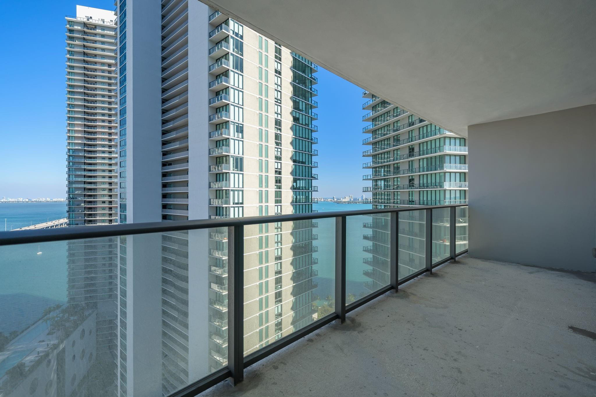 PARAISO BAYVIEWS CONDO - Residential Lease