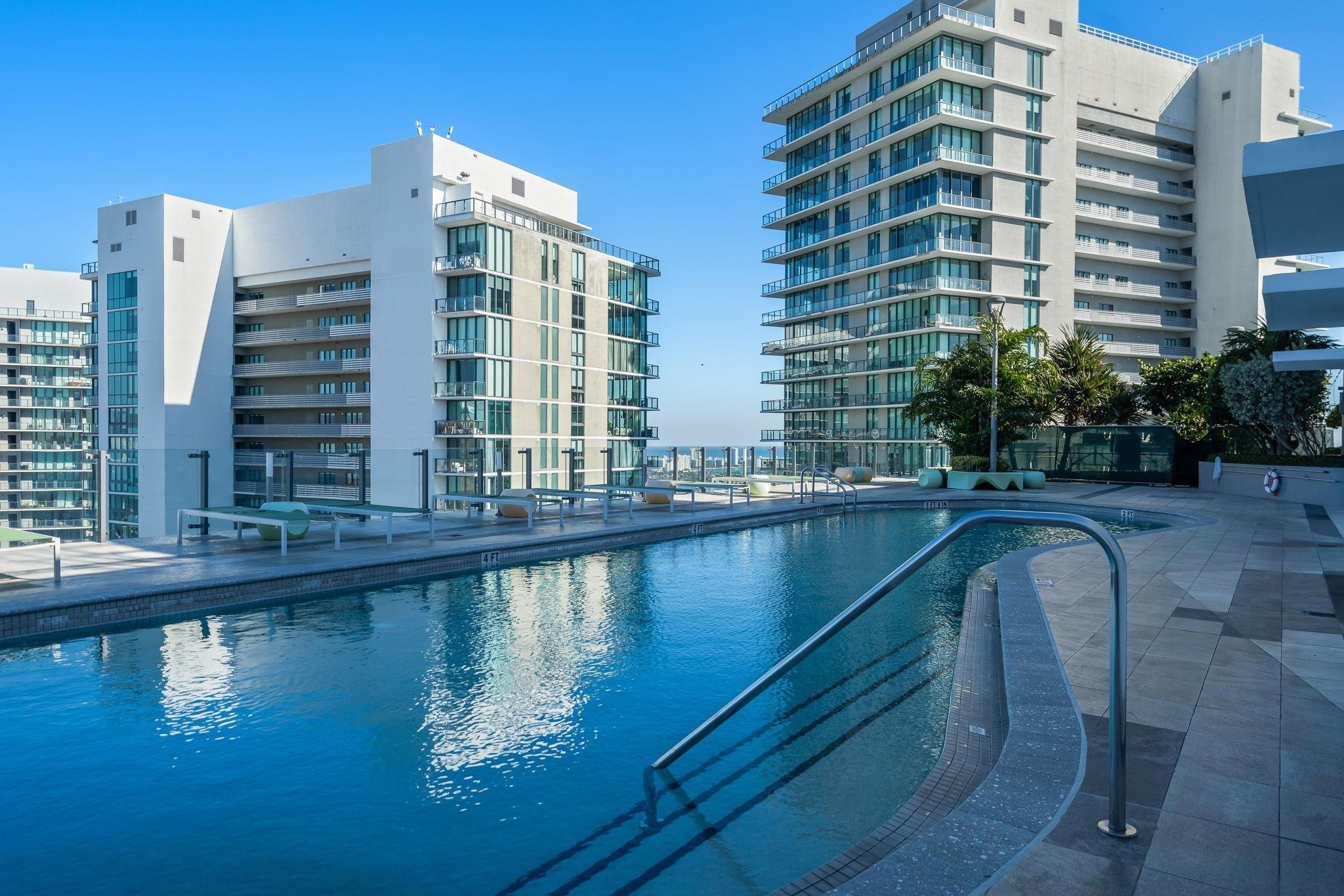 PARAISO BAYVIEWS CONDO - Residential Lease