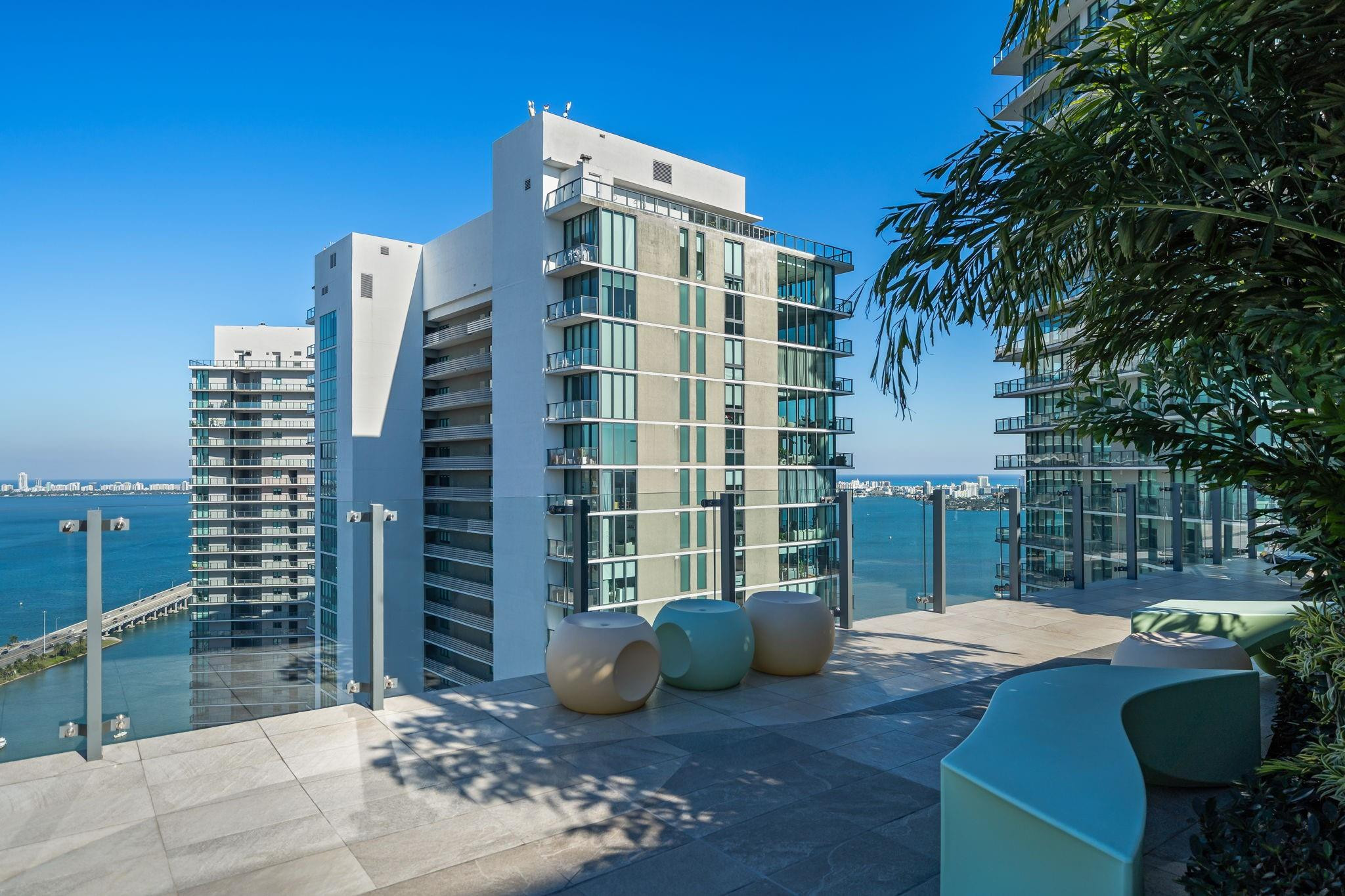 PARAISO BAYVIEWS CONDO - Residential Lease