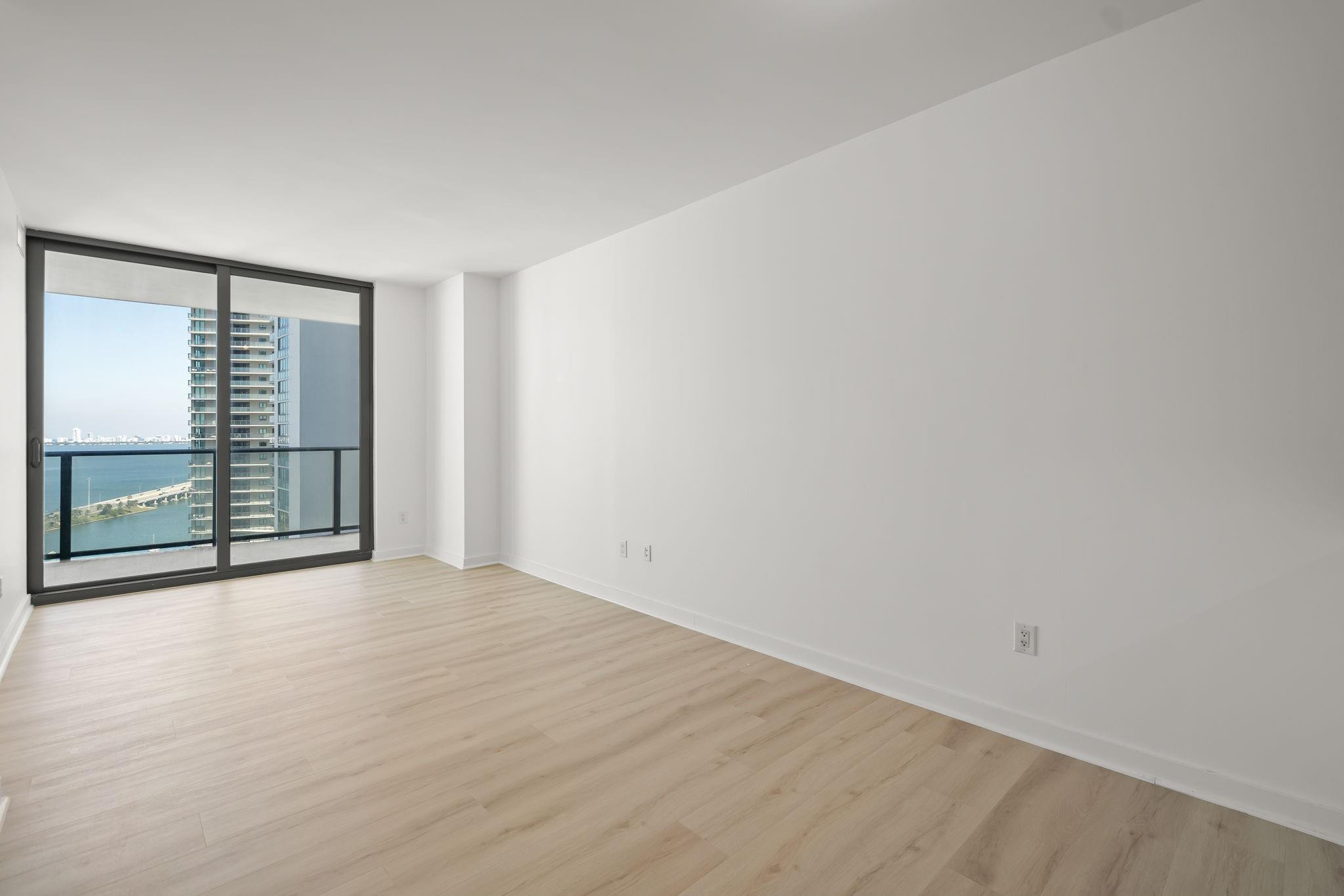 PARAISO BAYVIEWS CONDO - Residential Lease