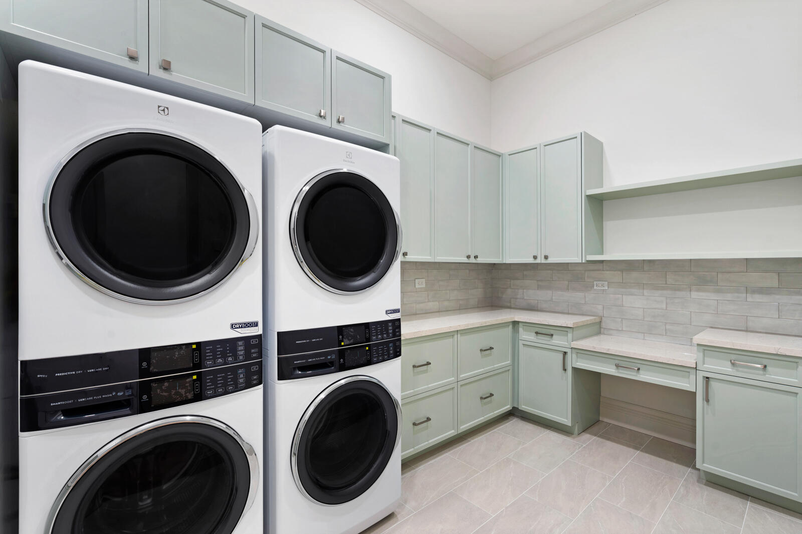 CALOOSA - Residential Lease