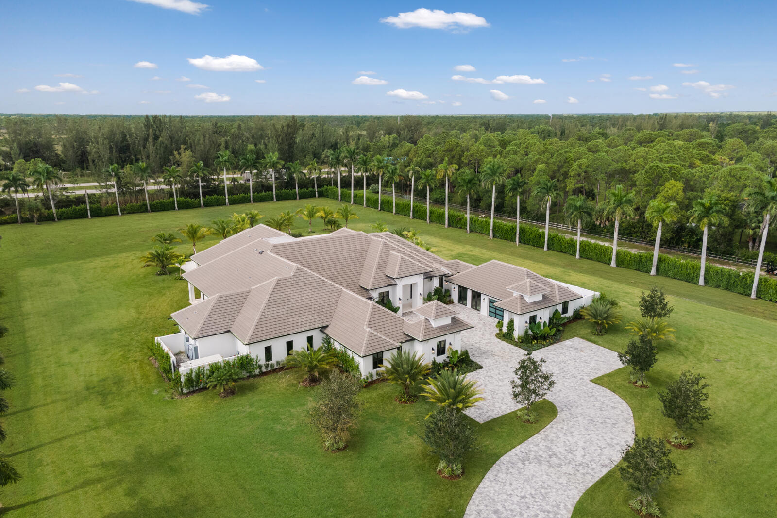 CALOOSA - Residential Lease