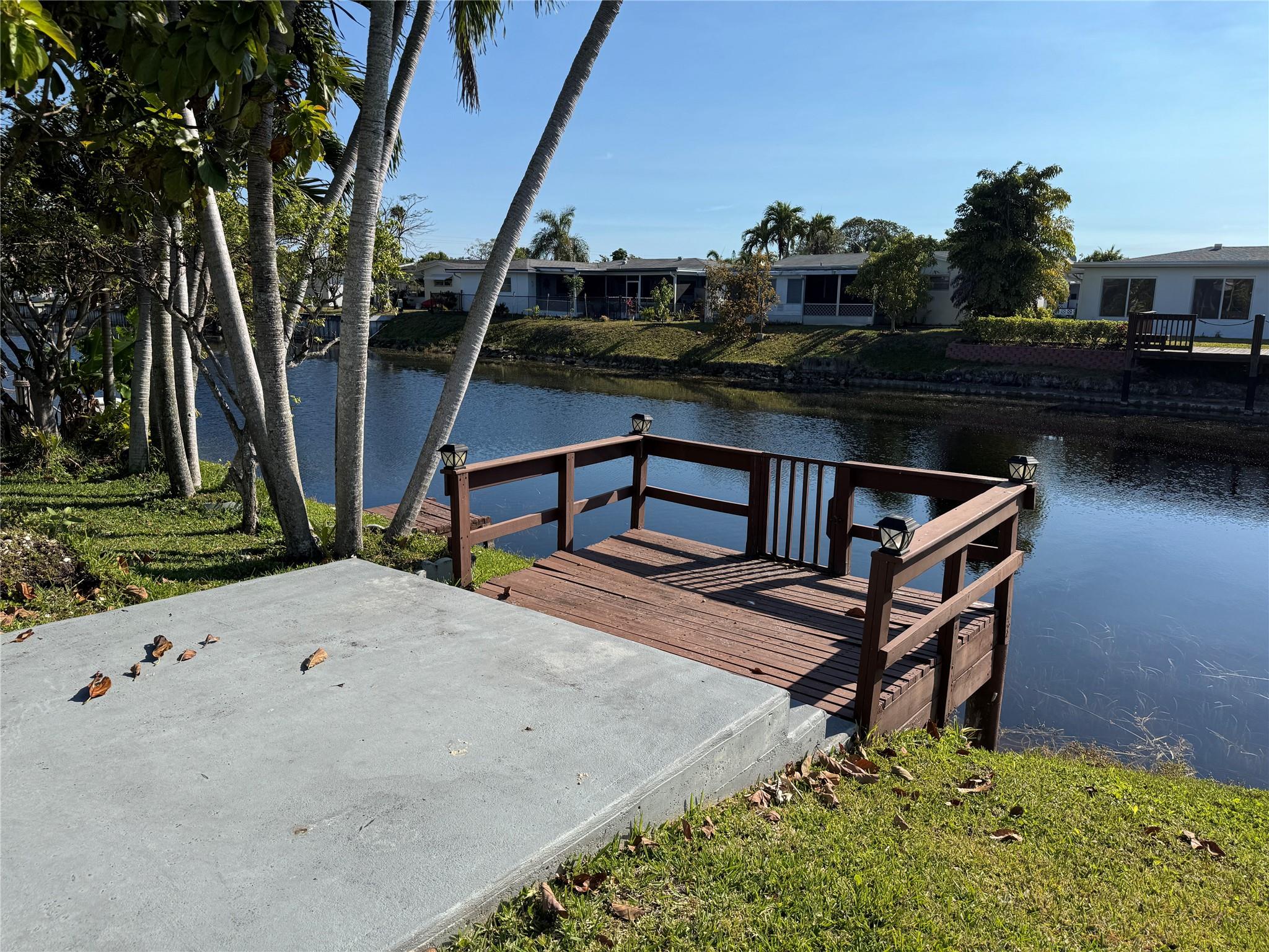 1675 NW 69th Ter