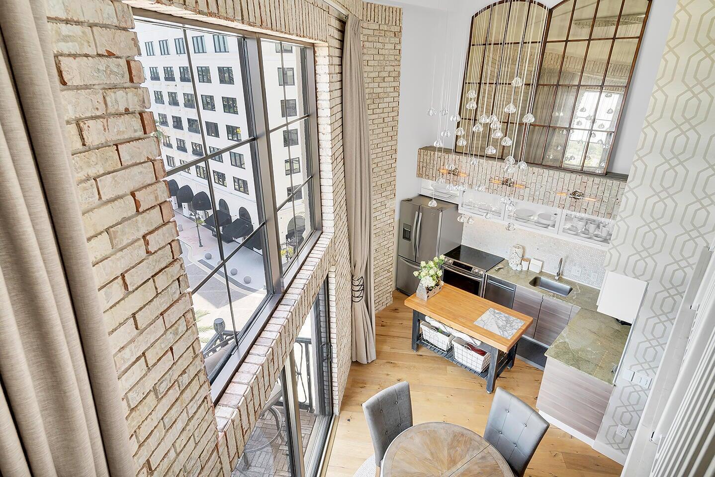 101 N Clematis Street 513