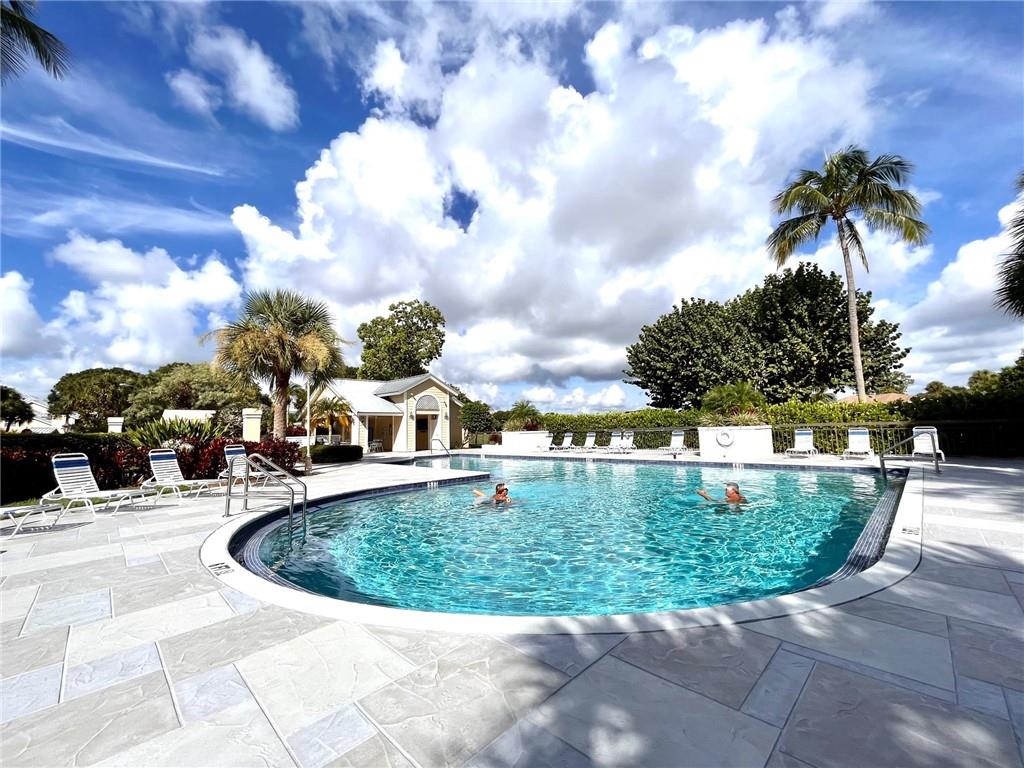 WELLESLEY AT BOYNTON - Residential