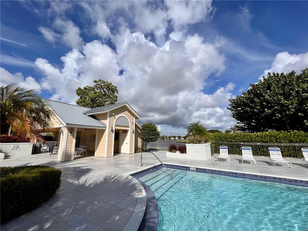 WELLESLEY AT BOYNTON - Residential