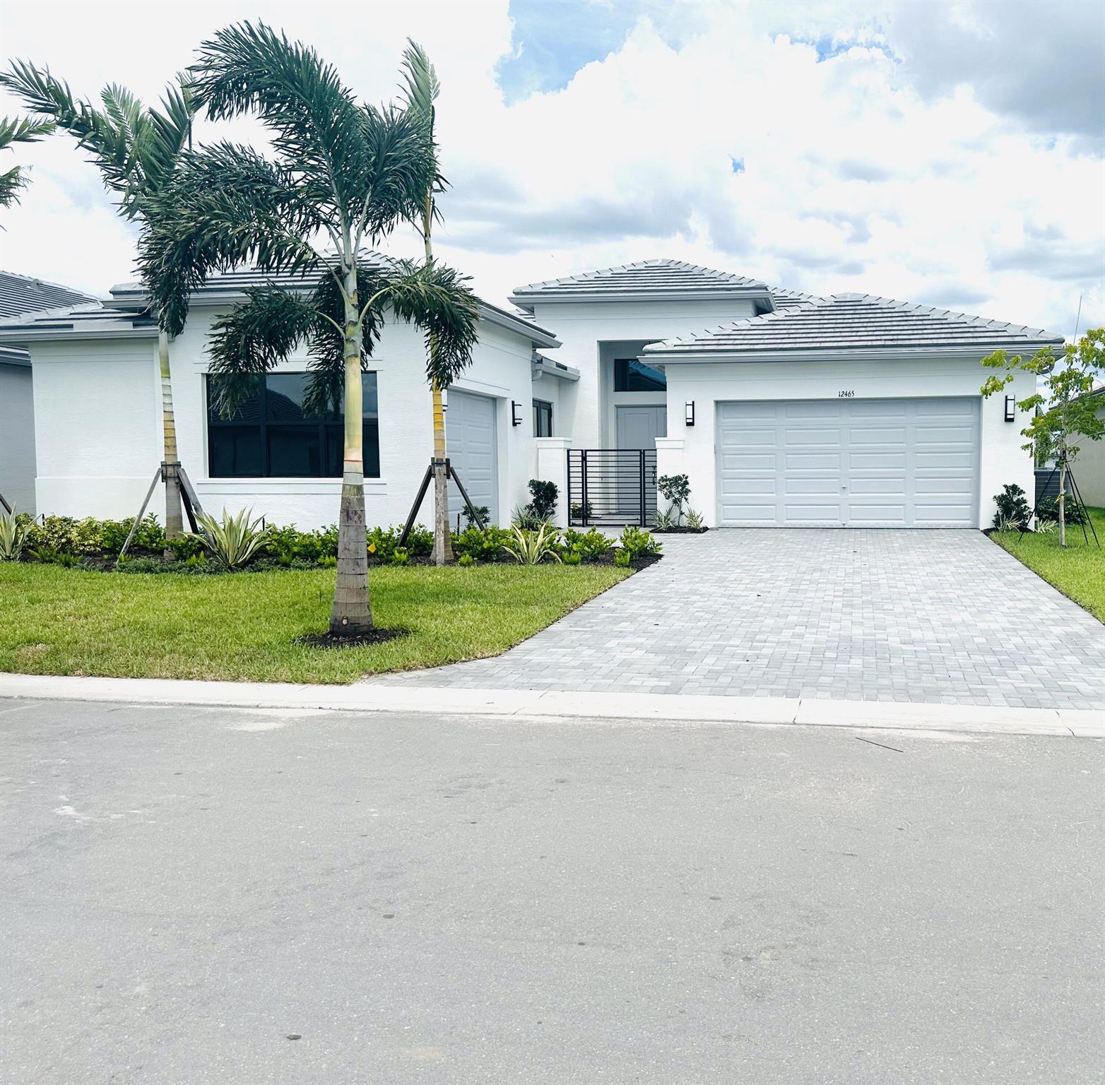 RIVERLAND PARCEL B - PLAT - Residential Lease