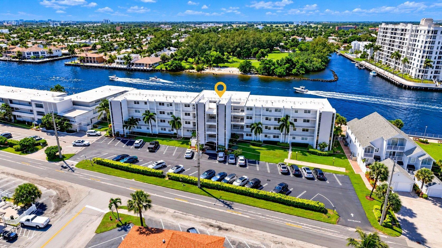 1111 N RIVERSIDE Drive 401, Pompano Beach, FL, 33062/$475,000 2 1111 N RIVERSIDE Drive 401