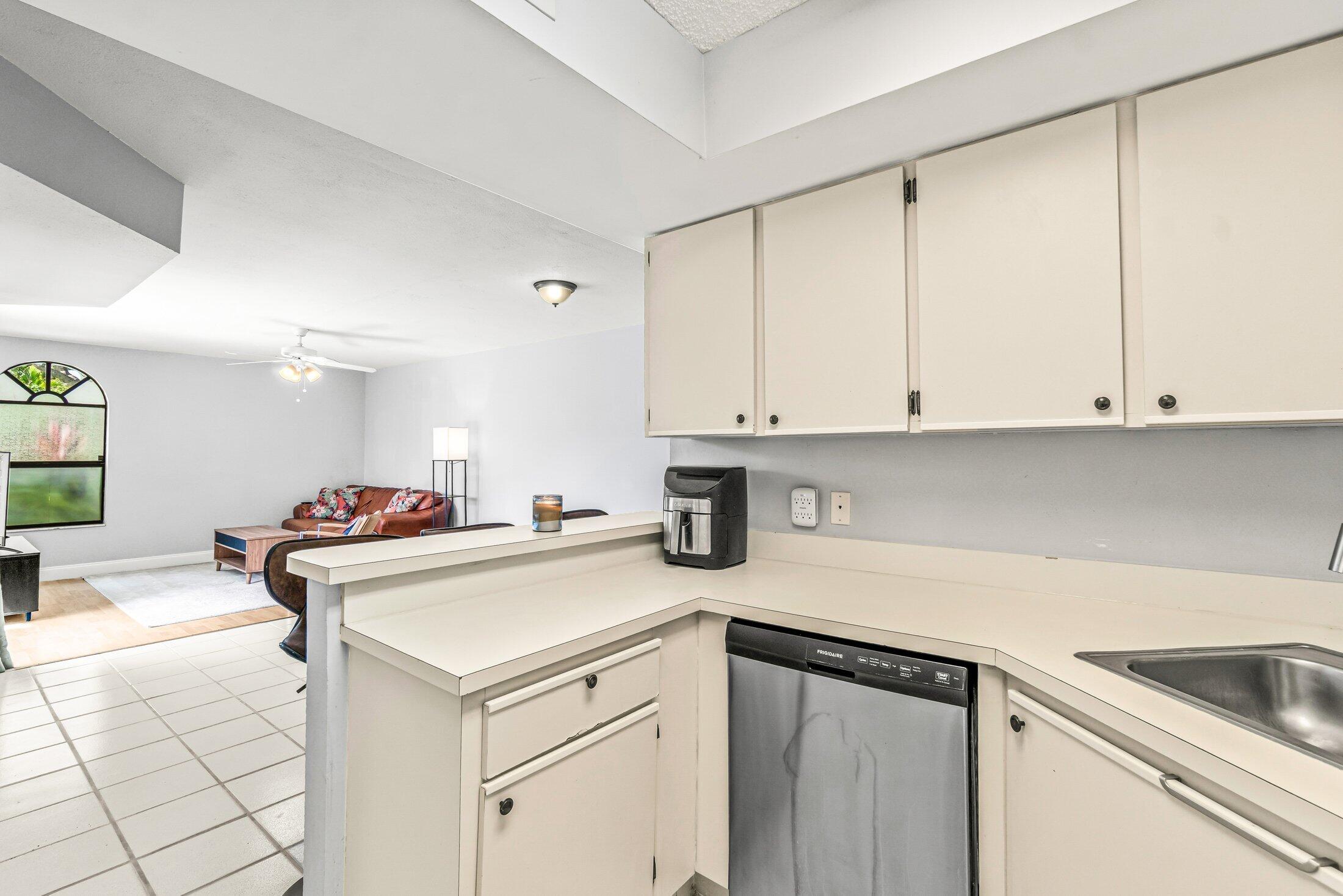 LE VILLAGE DE PROVENCE 2 - Residential