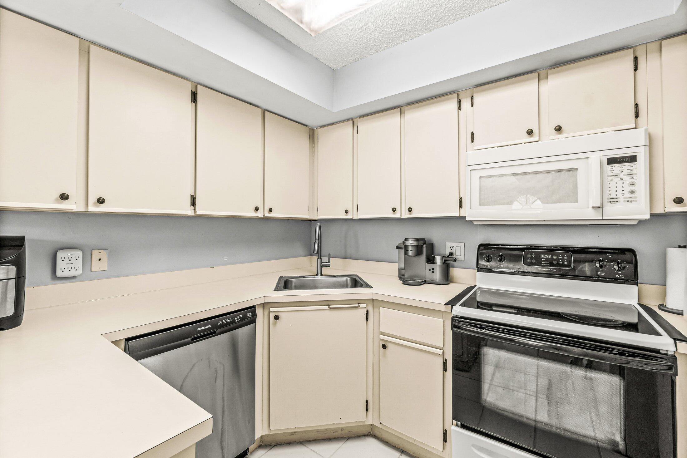 LE VILLAGE DE PROVENCE 2 - Residential