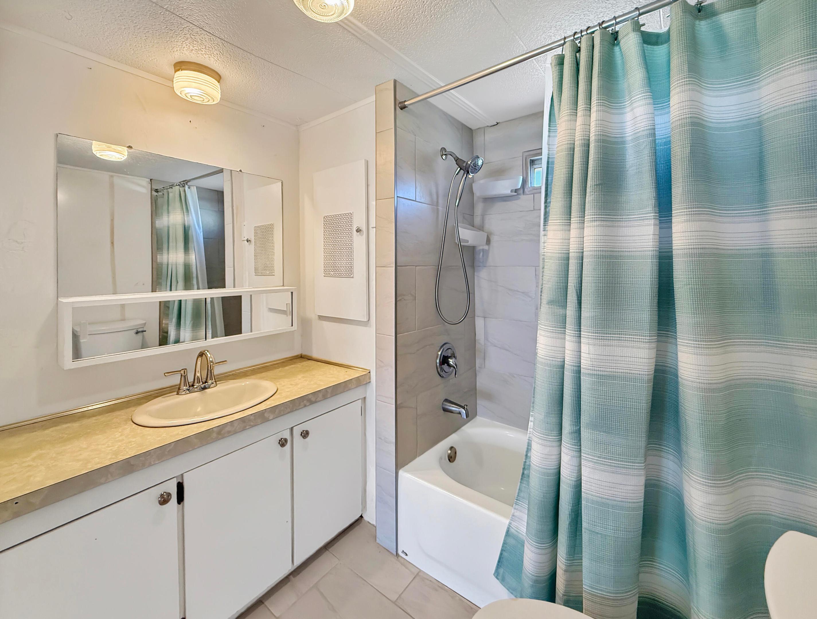 LEISURE VILLAGE MOBILE HM PK UNREC CO-OP - Residential