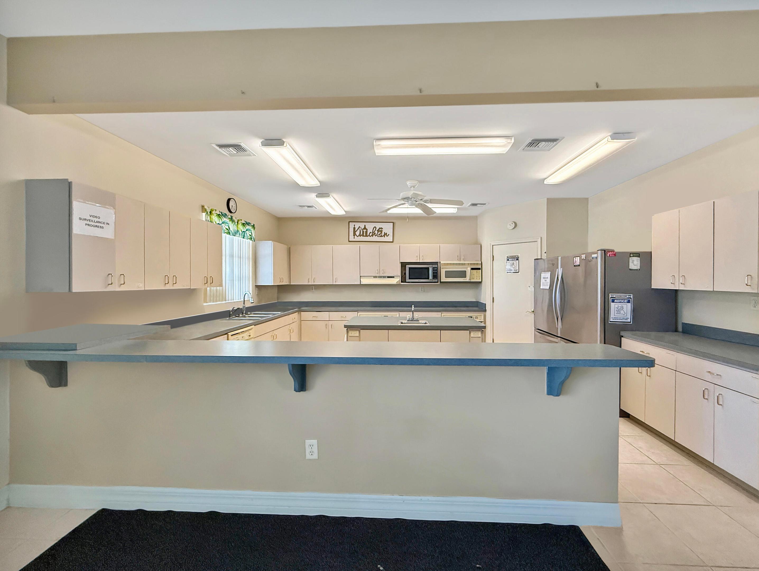 LEISURE VILLAGE MOBILE HM PK UNREC CO-OP - Residential