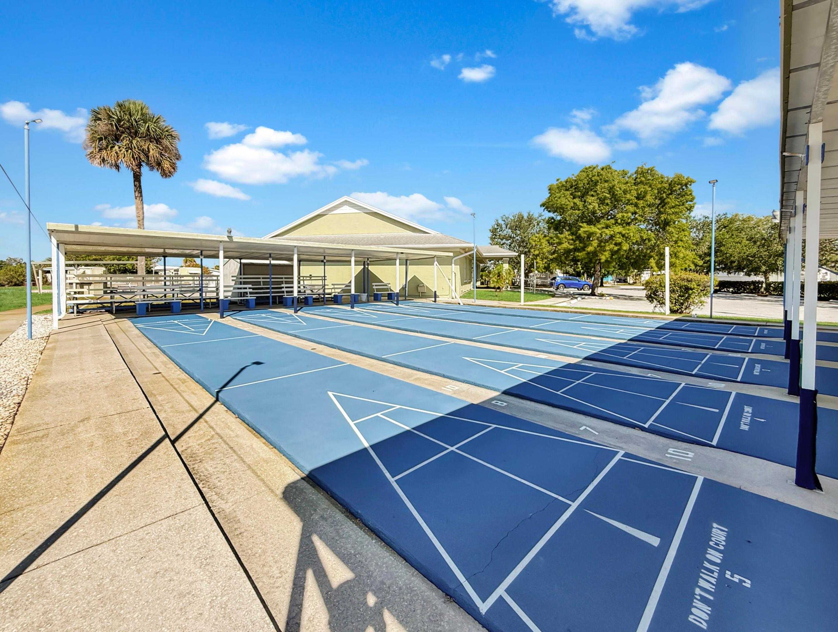 LEISURE VILLAGE MOBILE HM PK UNREC CO-OP - Residential