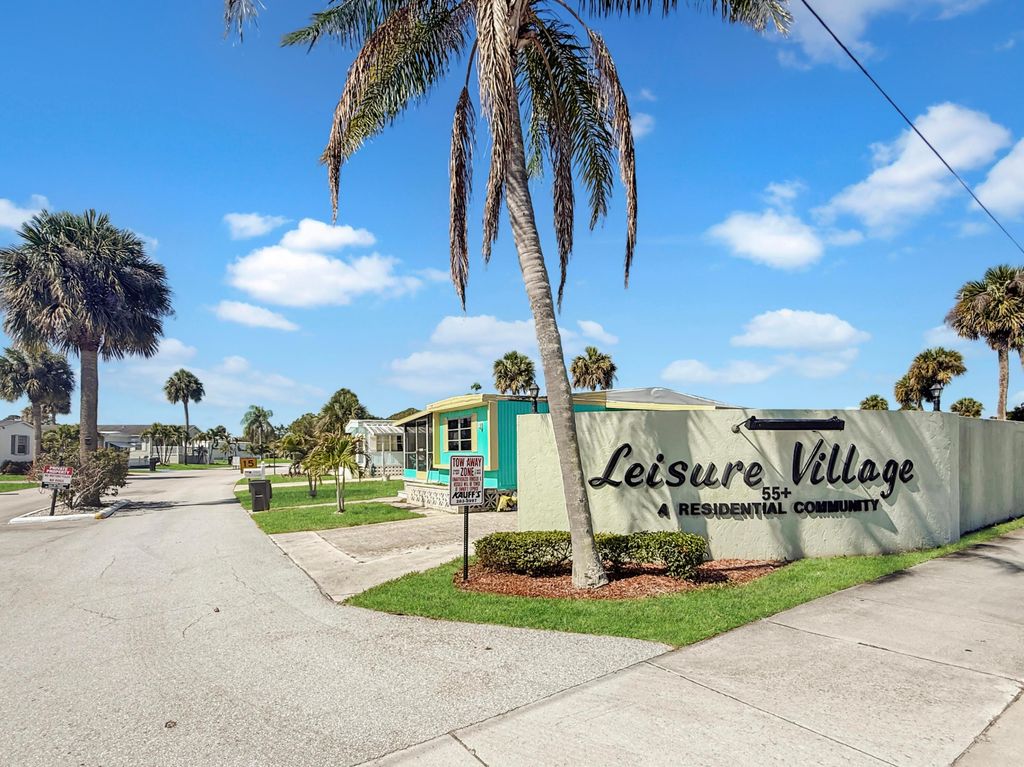 Photo of 143 SE Easy Street, Stuart, FL 34994 (MLS # B26025938)