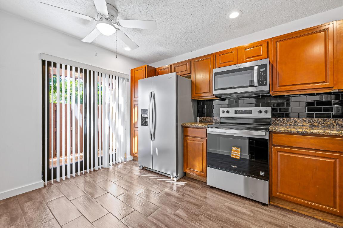 3673 Carambola Circle N