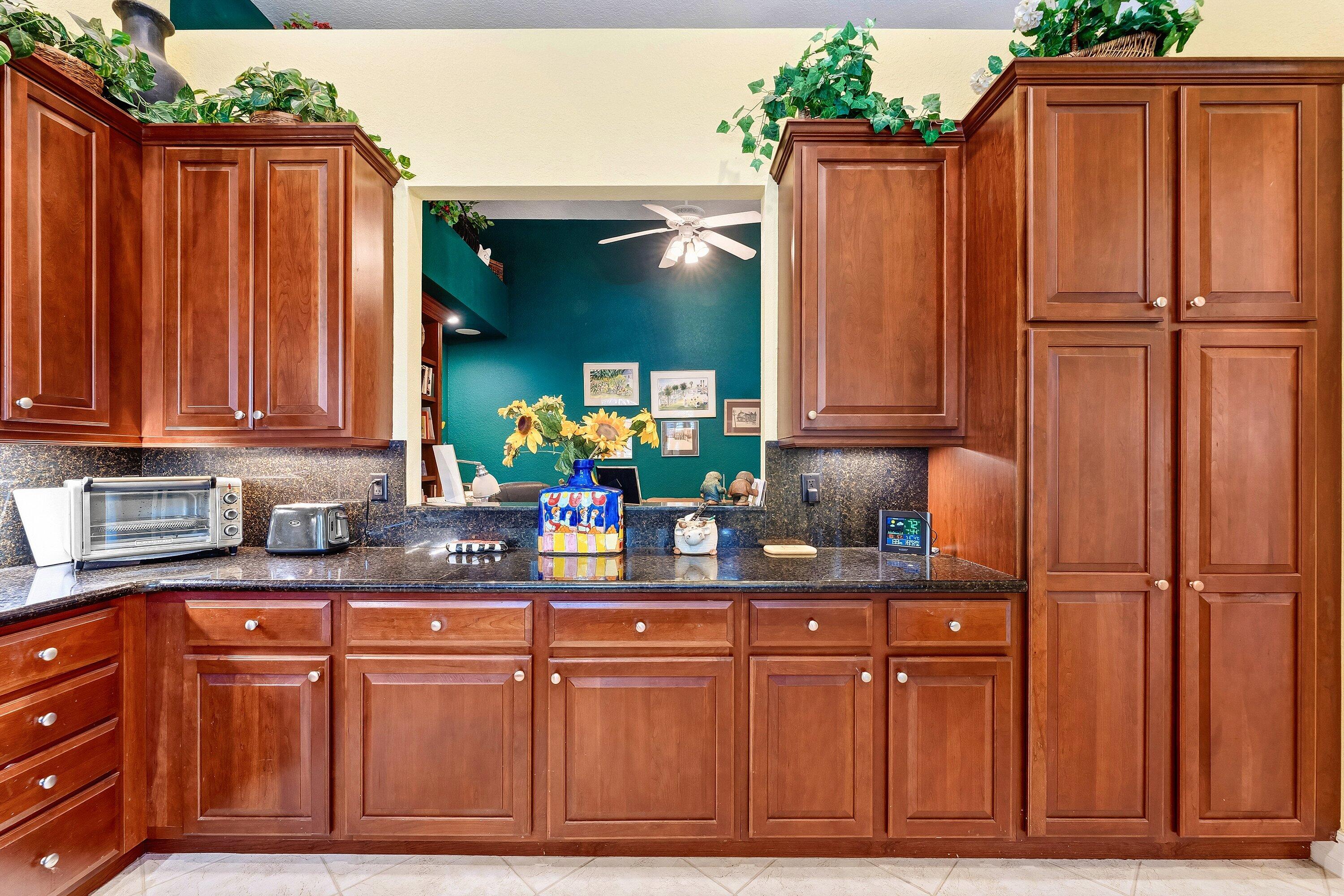 112 Palm Point Circle D