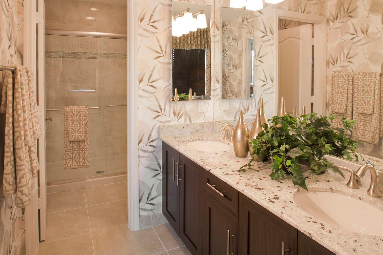 COLONY RESERVE AT LAKE WORTH - Residential