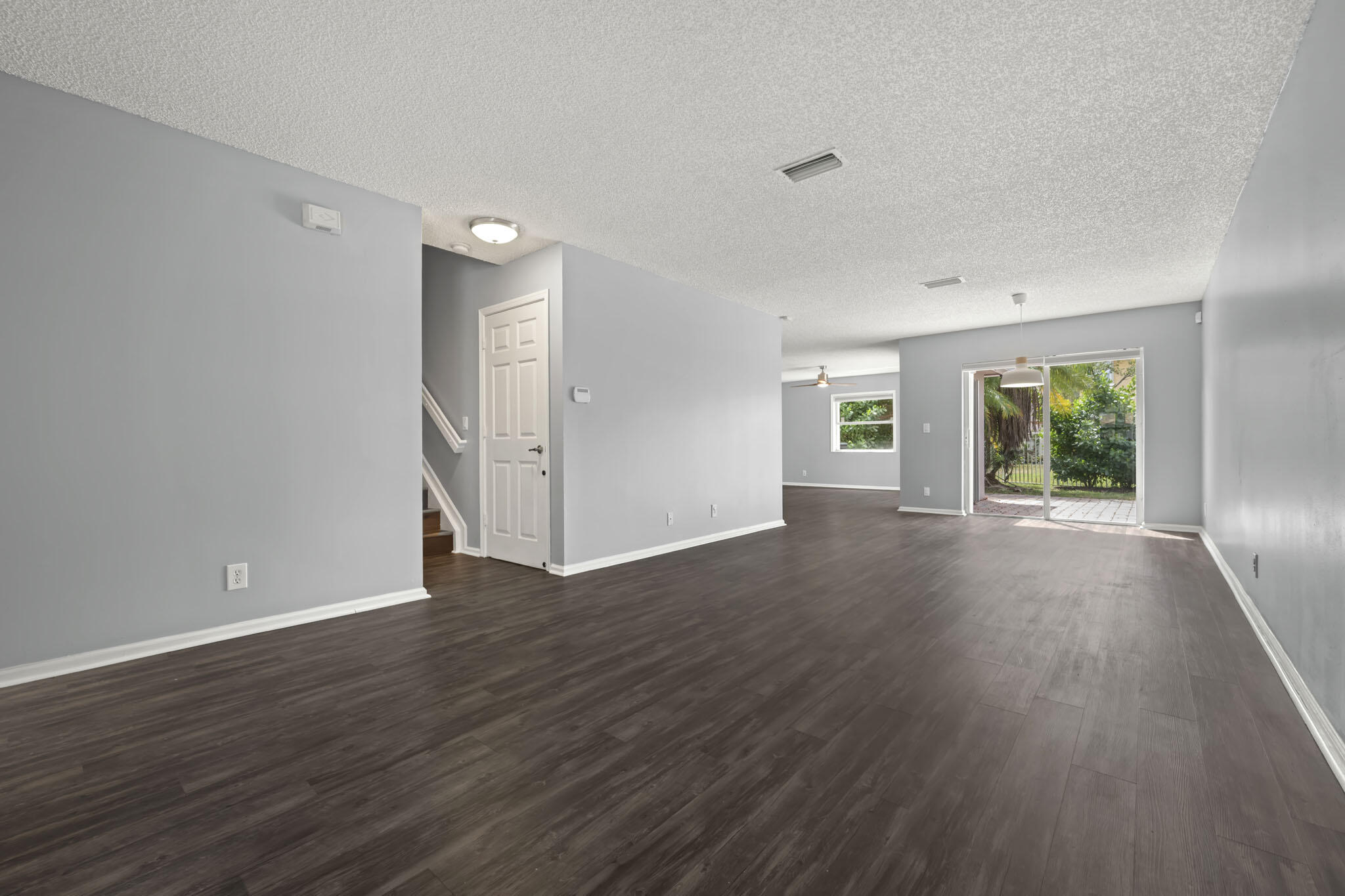 3464 Commodore Court