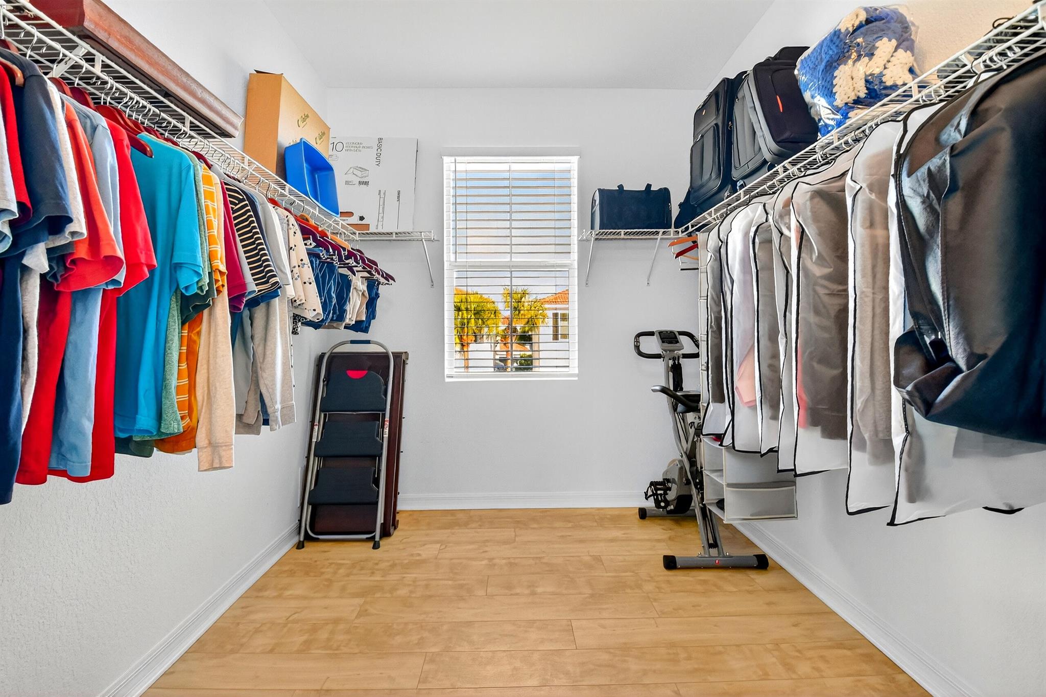 ESTATES AT HERITAGE CLUB - Residential