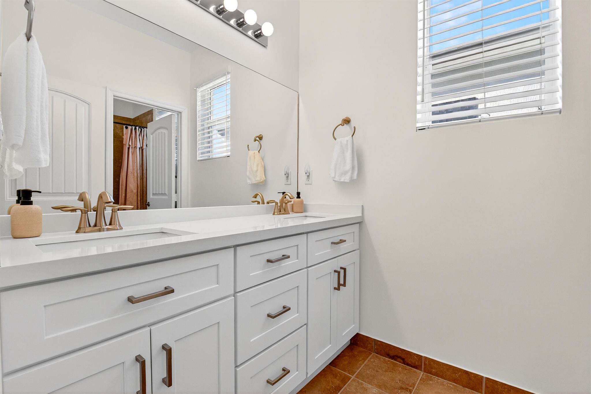 ESTATES AT HERITAGE CLUB - Residential