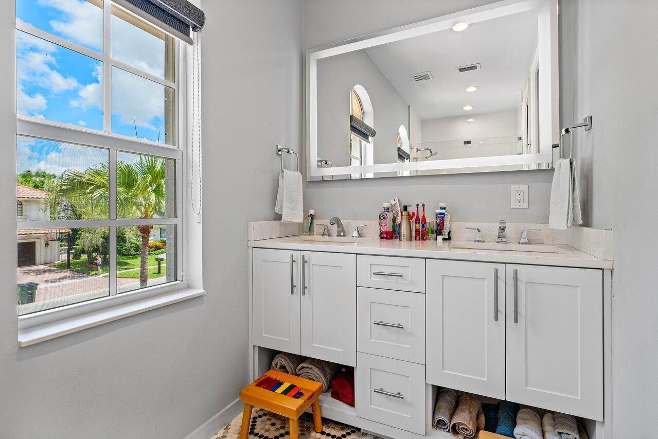 Hamptons - Residential