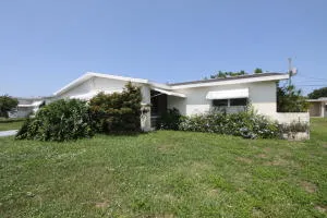 3513 NE Barbara Dr  