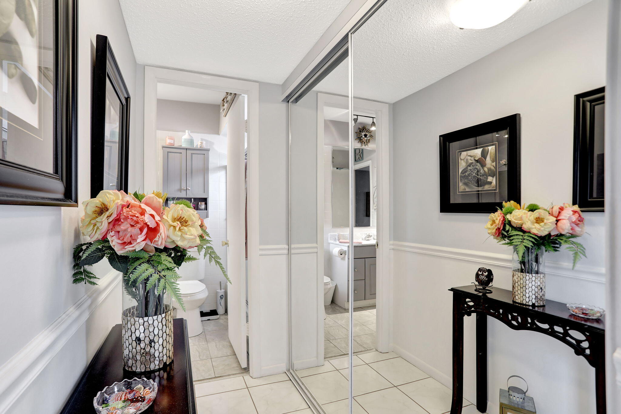 KENWOOD HALL CONDO - Residential