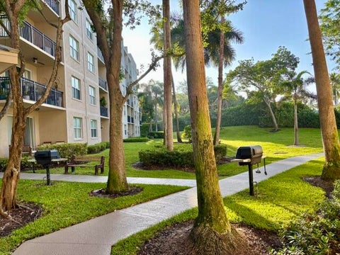 Tiny photo for 21 Royal Palm Way #2020, Boca Raton, FL 33432 (MLS # B26031419)