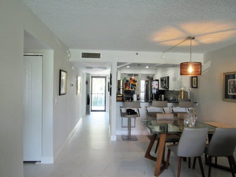 Tiny photo for 21 Royal Palm Way #2020, Boca Raton, FL 33432 (MLS # B26031419)