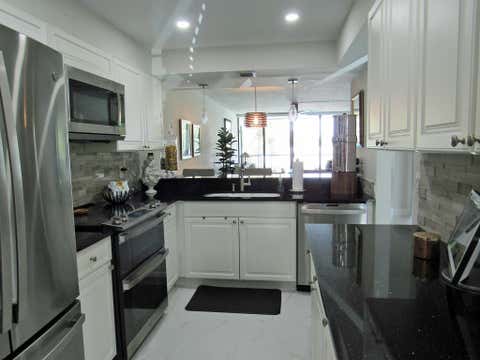 Tiny photo for 21 Royal Palm Way #2020, Boca Raton, FL 33432 (MLS # B26031419)
