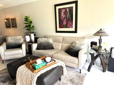 Tiny photo for 21 Royal Palm Way #2020, Boca Raton, FL 33432 (MLS # B26031419)