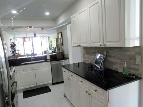 Tiny photo for 21 Royal Palm Way #2020, Boca Raton, FL 33432 (MLS # B26031419)