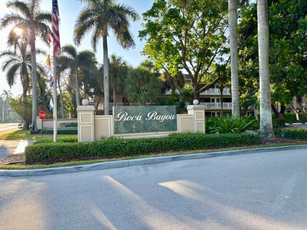 Photo of 21 Royal Palm Way #2020, Boca Raton, FL 33432 (MLS # B26031419)