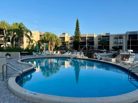 Tiny photo for 21 Royal Palm Way #2020, Boca Raton, FL 33432 (MLS # B26031419)