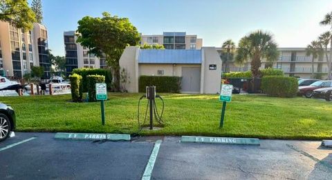 Tiny photo for 21 Royal Palm Way #2020, Boca Raton, FL 33432 (MLS # B26031419)