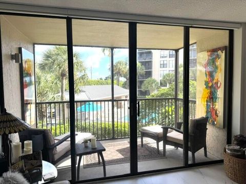Tiny photo for 21 Royal Palm Way #2020, Boca Raton, FL 33432 (MLS # B26031419)