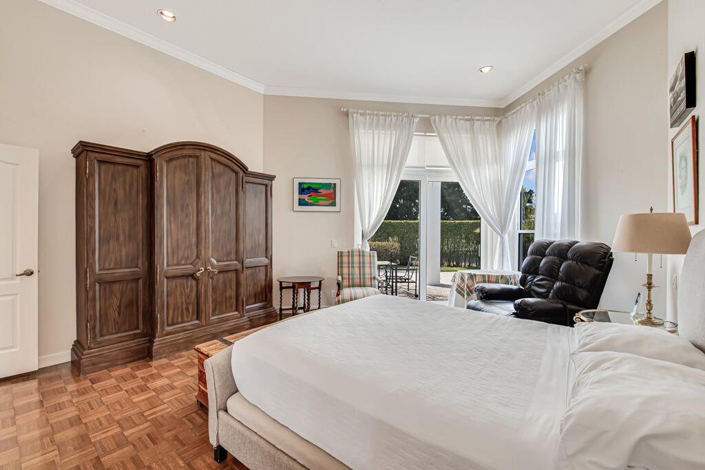 EAGLES LANDING - Residential