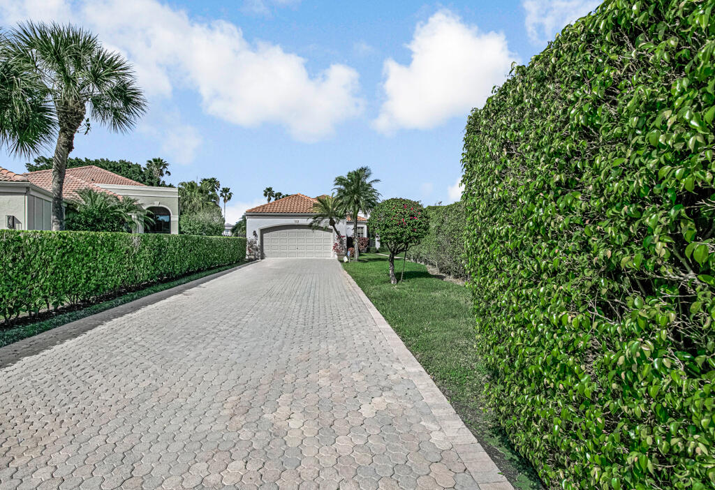 EAGLES LANDING - Residential