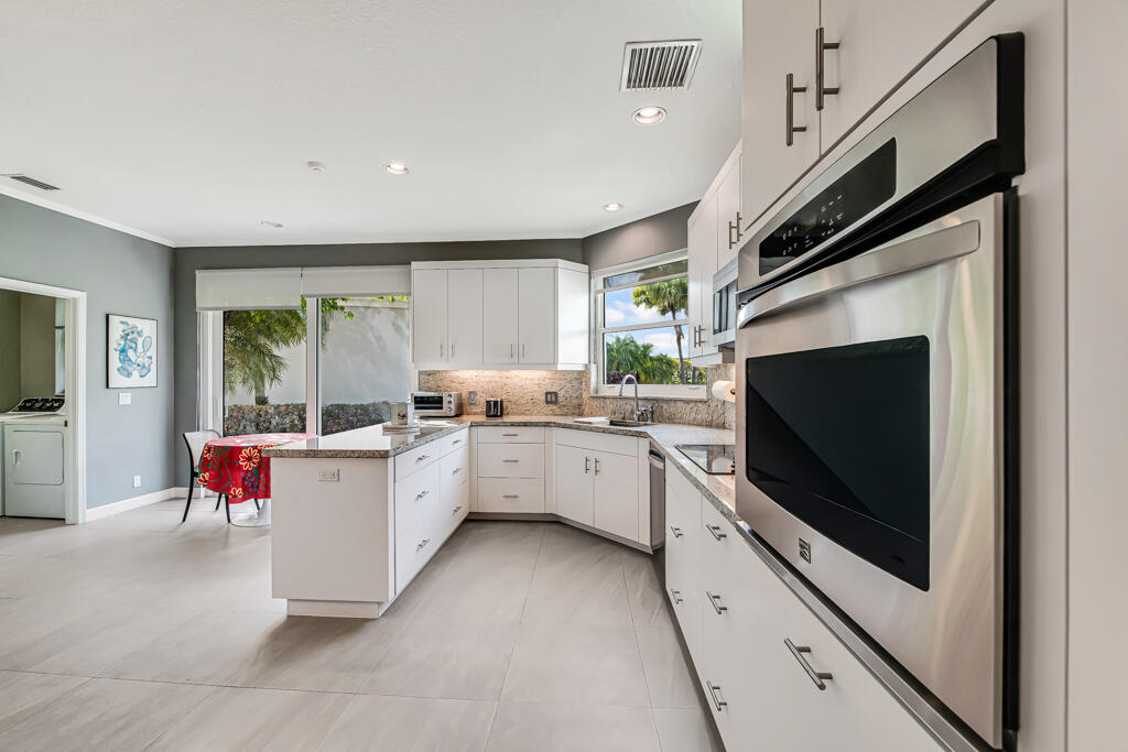 EAGLES LANDING - Residential