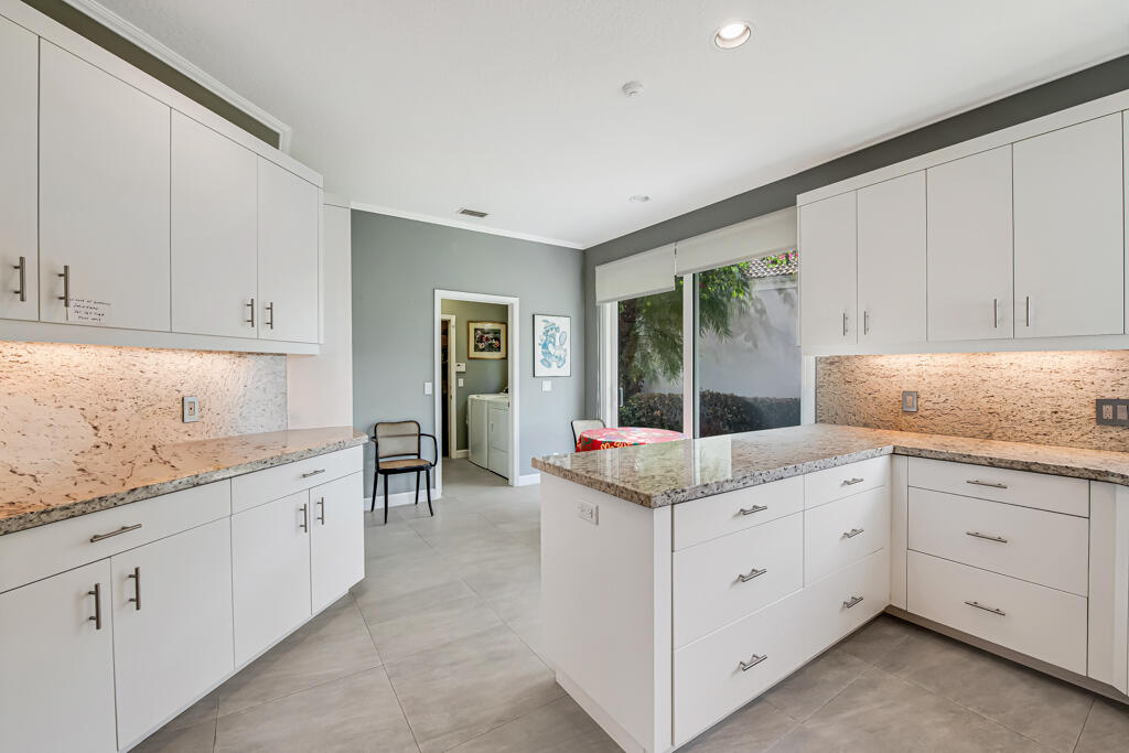 EAGLES LANDING - Residential